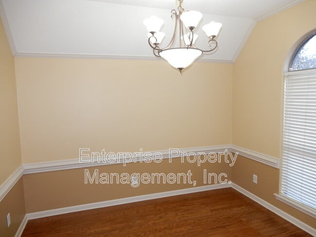 Building Photo - 4525 Hickory Creek Dr