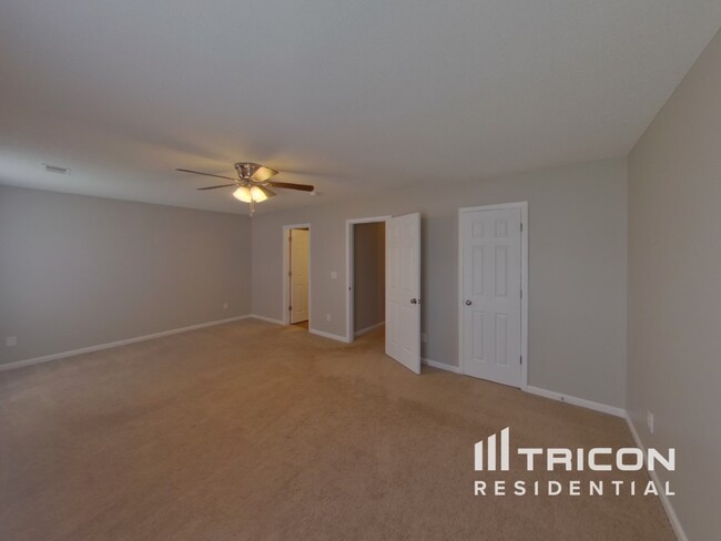 Building Photo - 116 Angel Garden Way