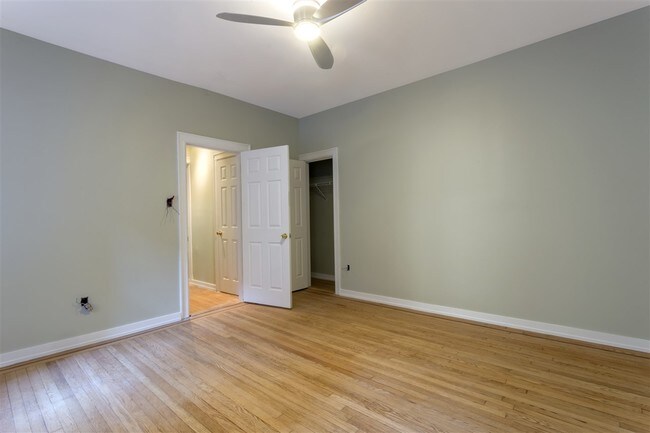 Building Photo - 36 Duncan Ave