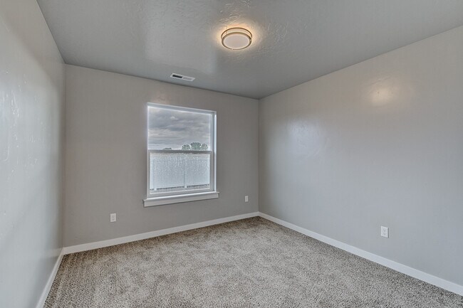 Building Photo - 4592 S Merrivale Pl