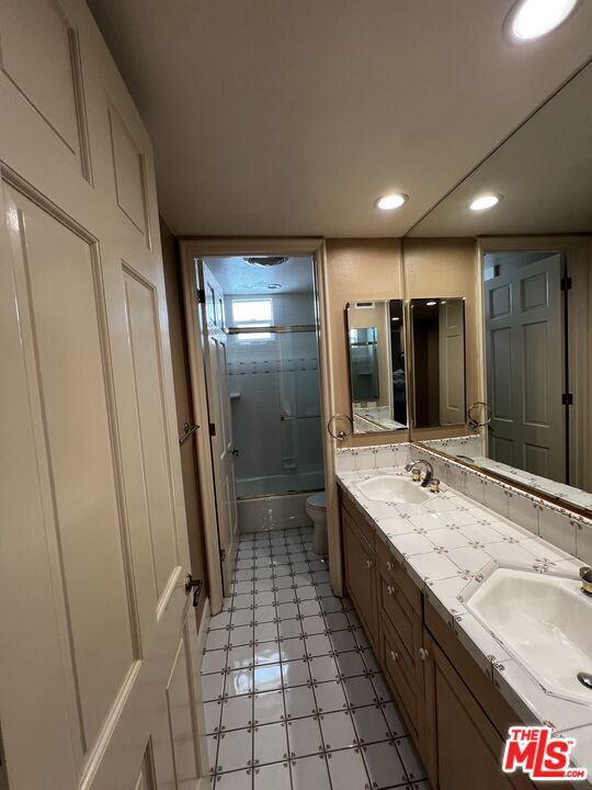 Building Photo - 2357 Brookshire Ln