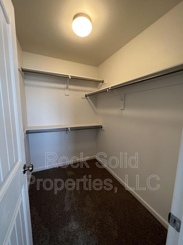 Building Photo - 1508 Danny Pl