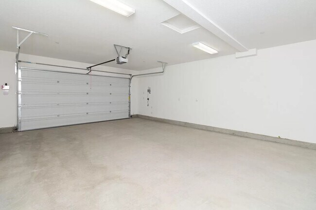 Building Photo - 18468 Yorkton Dr