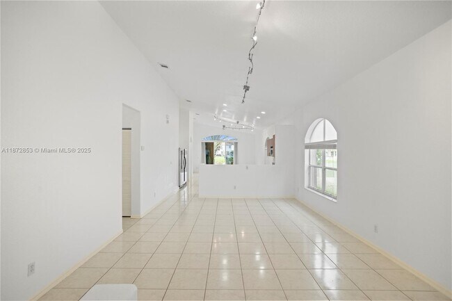 Building Photo - 1840 NW 78th Ave