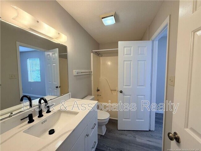 Building Photo - 4075 Professional Dr
