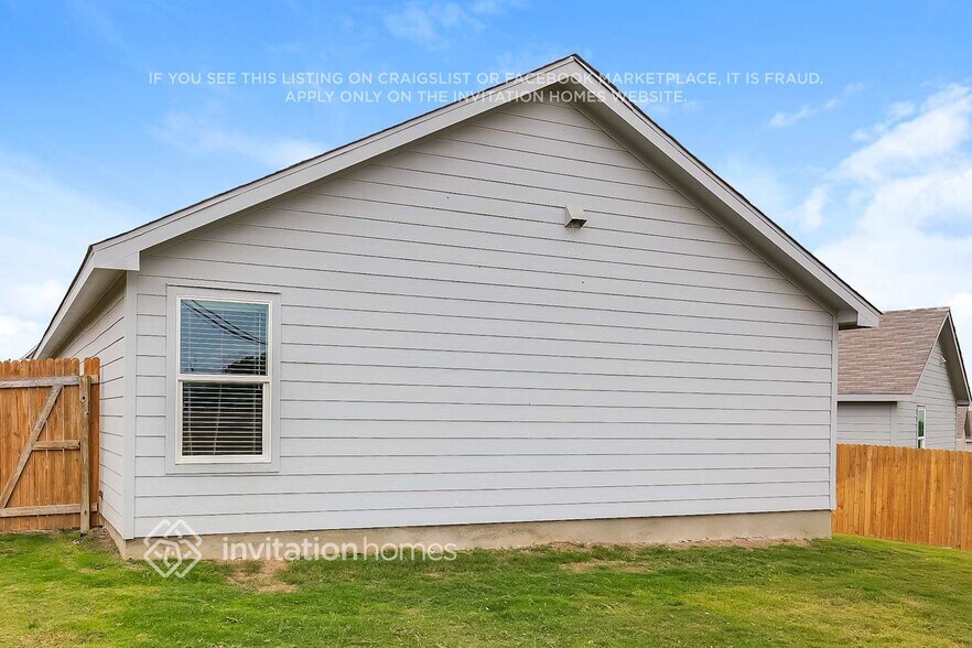 Building Photo - 7302 Adaja Riv