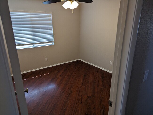 Building Photo - 6768 Shelter Ln