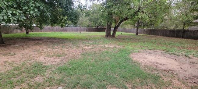 Building Photo - 386 Lamaloa Ln