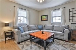 Building Photo - 14 W Water St