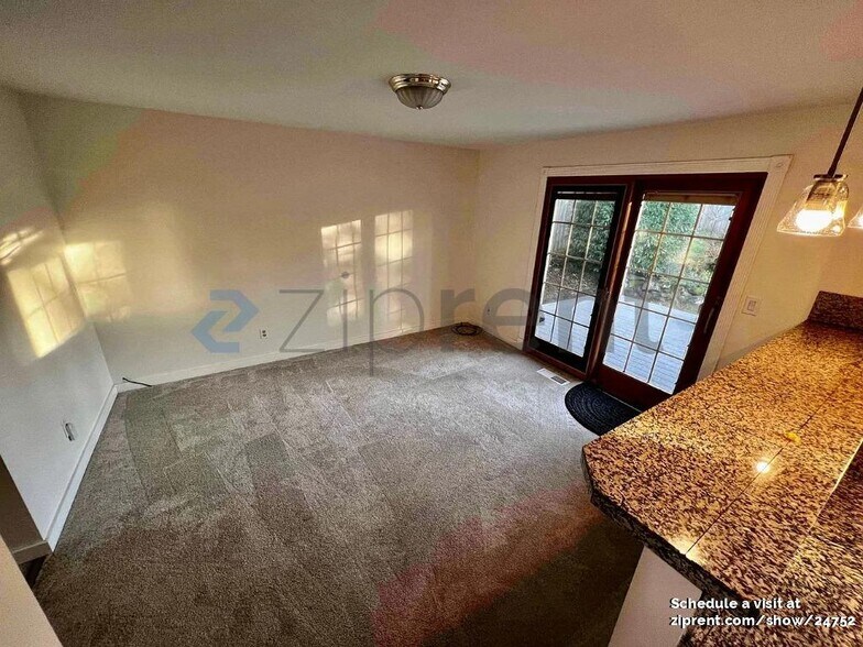 Building Photo - 16719 NE 20th St