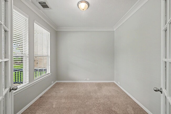 Building Photo - 79 Chipwyck Way
