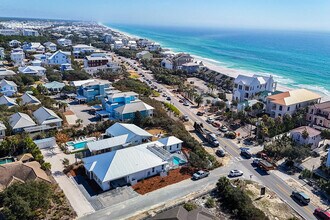 Building Photo - 28 Pelican Glide Ln