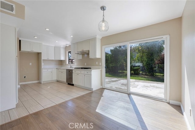 Building Photo - 6485 Clovis Pl