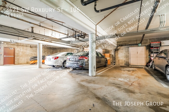 Building Photo - 3421 SW Roxbury St