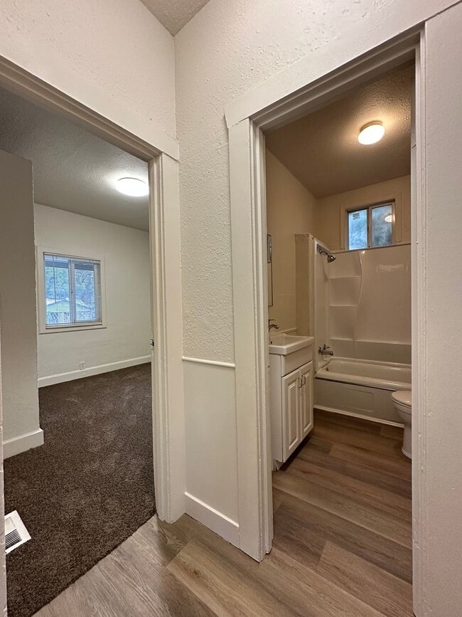 Building Photo - Adorable Three Bedroom on a Large Lot