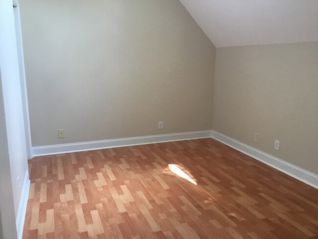 Building Photo - 177 B Marlin Rd