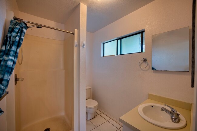 Building Photo - 68-1780-1780 Puu Nui St