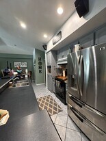 Building Photo - 13501 Velp Ave