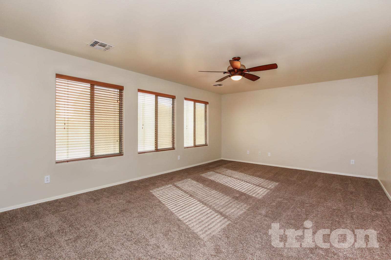 Building Photo - 16163 W Yucatan Dr