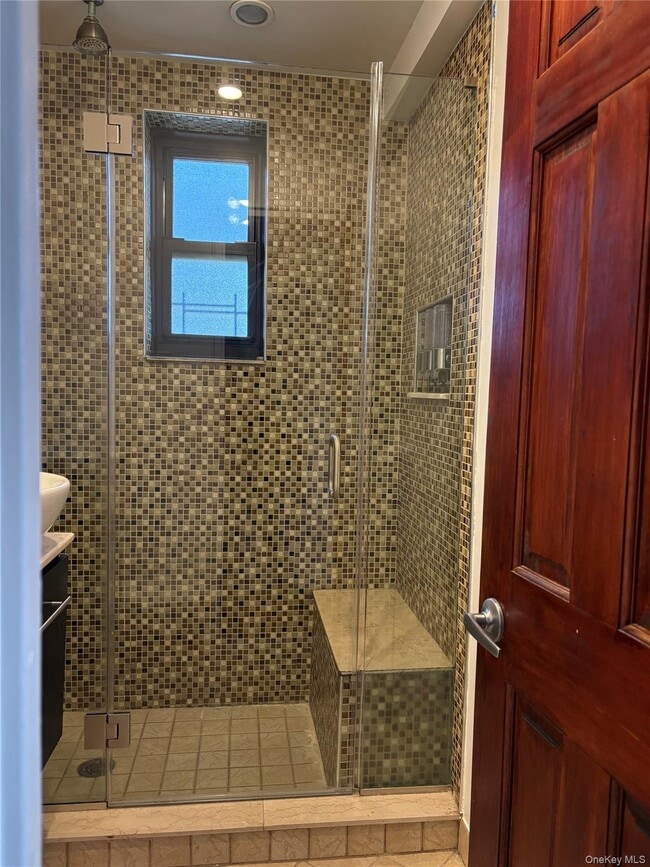 Building Photo - 73-11 Bell Blvd