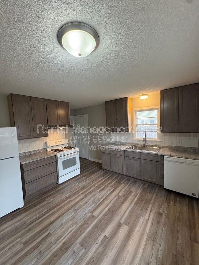 Building Photo - 4534 Zane Ave N