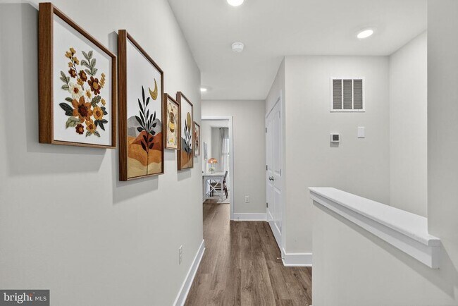 Building Photo - 37 Wisdom Ln