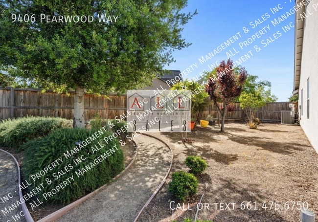 Building Photo - 9406 Pearwood Way