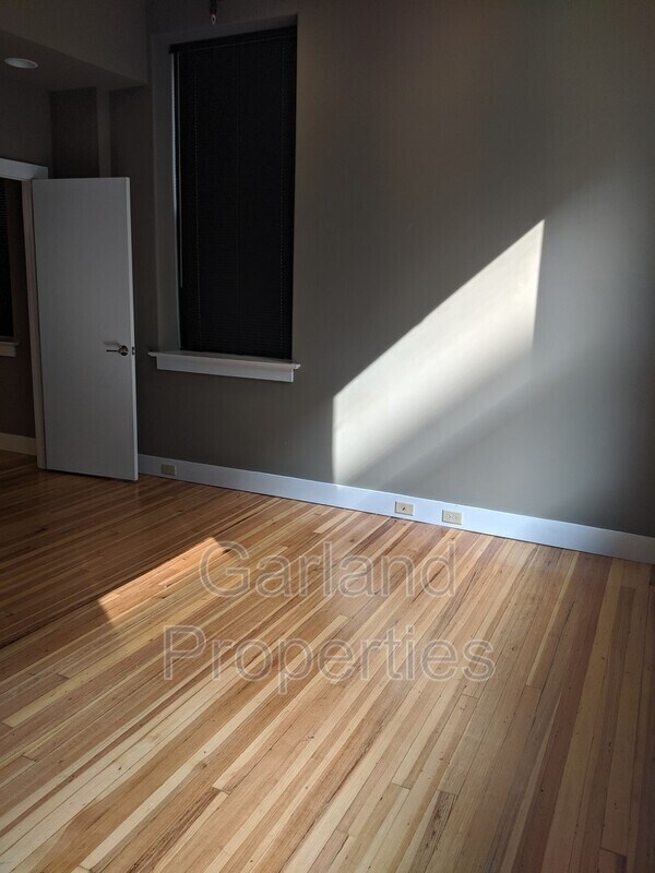 Building Photo - 111 Kirk Ave SW