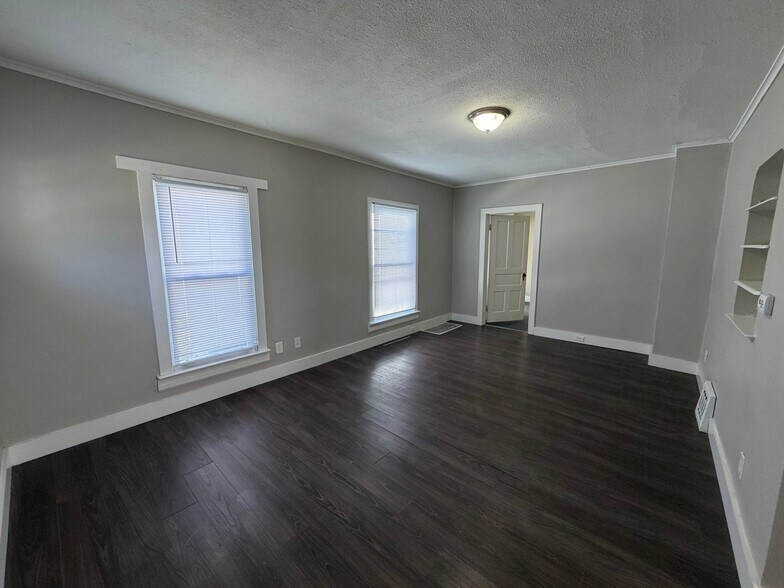 Building Photo - 2748 11th Avenue C