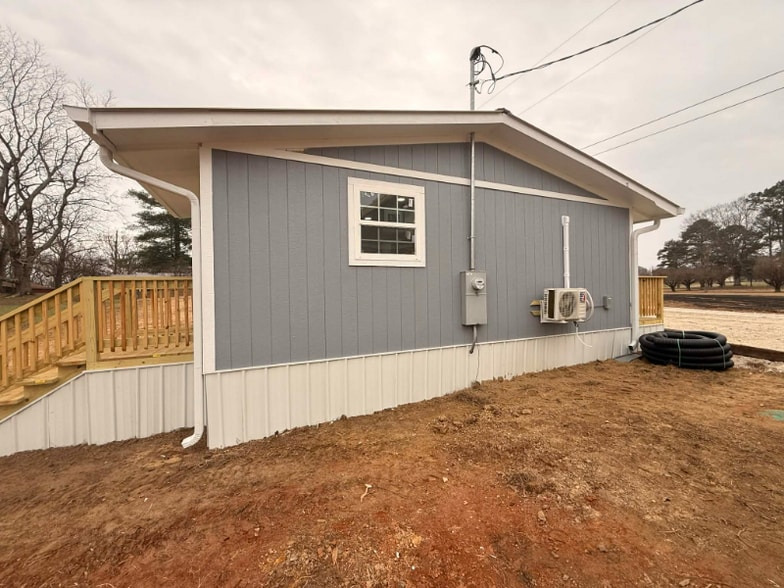 Building Photo - 4455 Friendship Rd
