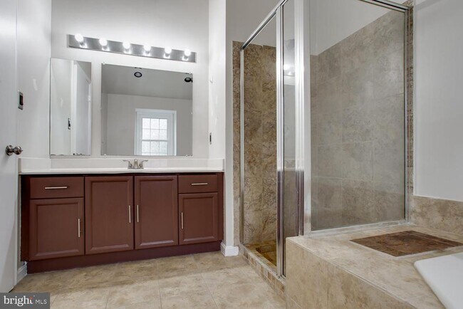 Building Photo - 21707 Leatherleaf Cir
