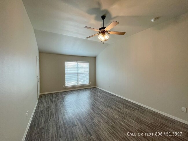 Building Photo - 2103 N Avenue J