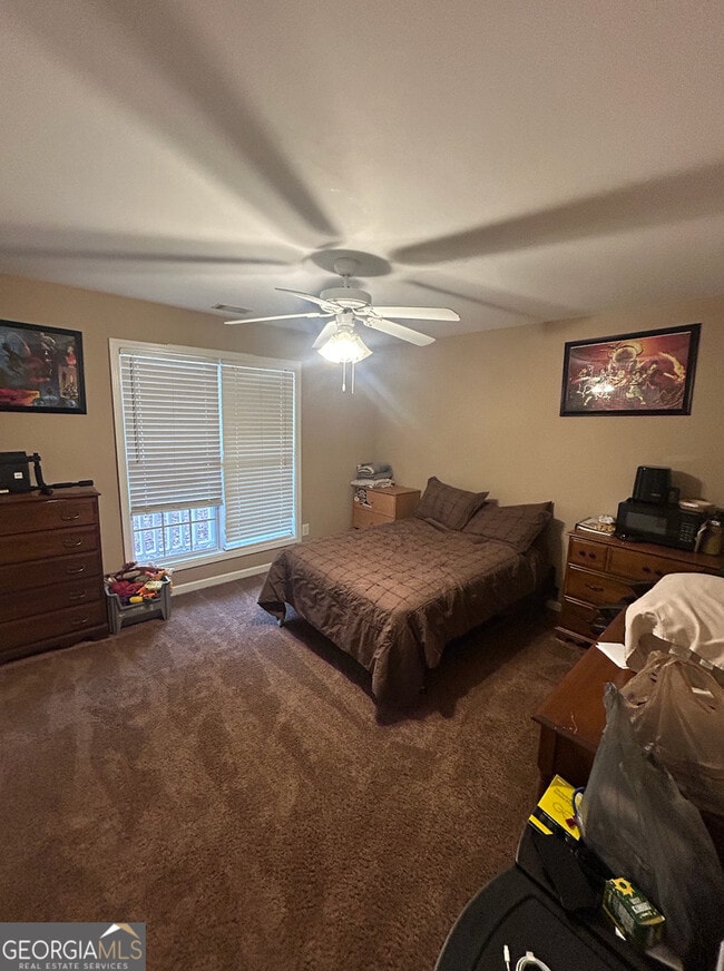 Building Photo - 146 Oak Meadows Dr