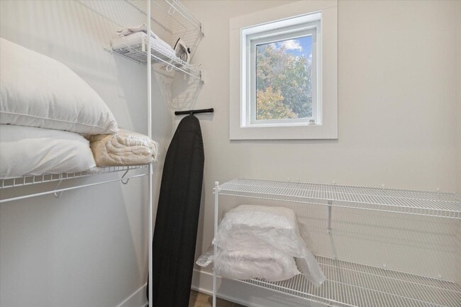 Building Photo - 1164 Terrace St