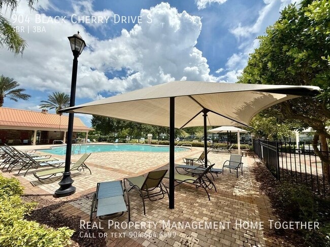 Building Photo - 904 Black Cherry Dr S