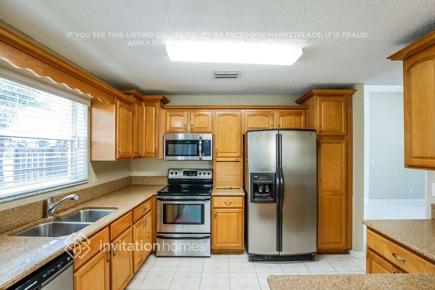 Building Photo - 7287 Davit Cir