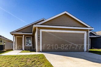 Building Photo - 5867 Coahulia Rdg