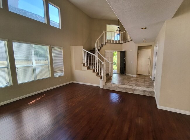 Building Photo - Beautiful 4BR Home In Carmel Valley