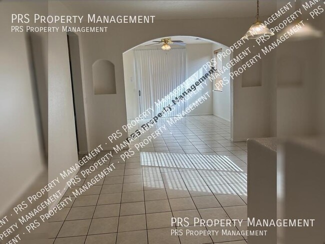 Building Photo - 46110 W Sheridan Rd