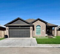 Building Photo - 2027 Ebbets Dr