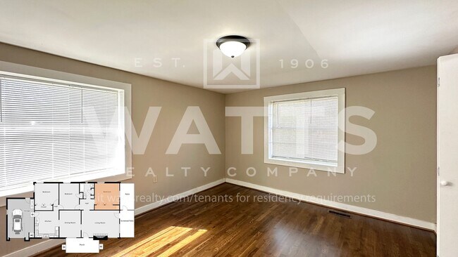 Building Photo - 3 Bedroom Home w/Lots of Space in Forestda...