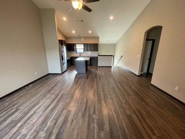 Building Photo - 12817/19 E Timber Lake Ct