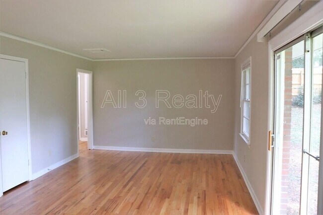 Building Photo - 939 Green Ridge Ct