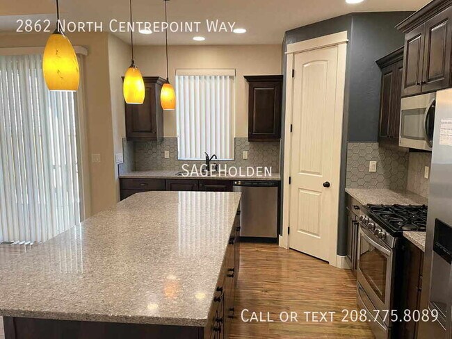 Building Photo - 2862 N Centrepoint Way