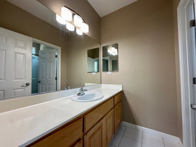 Building Photo - LUXURY RESIDENCE IN RIVERMARK DETACHED SINGLE-FAMILY HOME | THE GLEN PLAN II