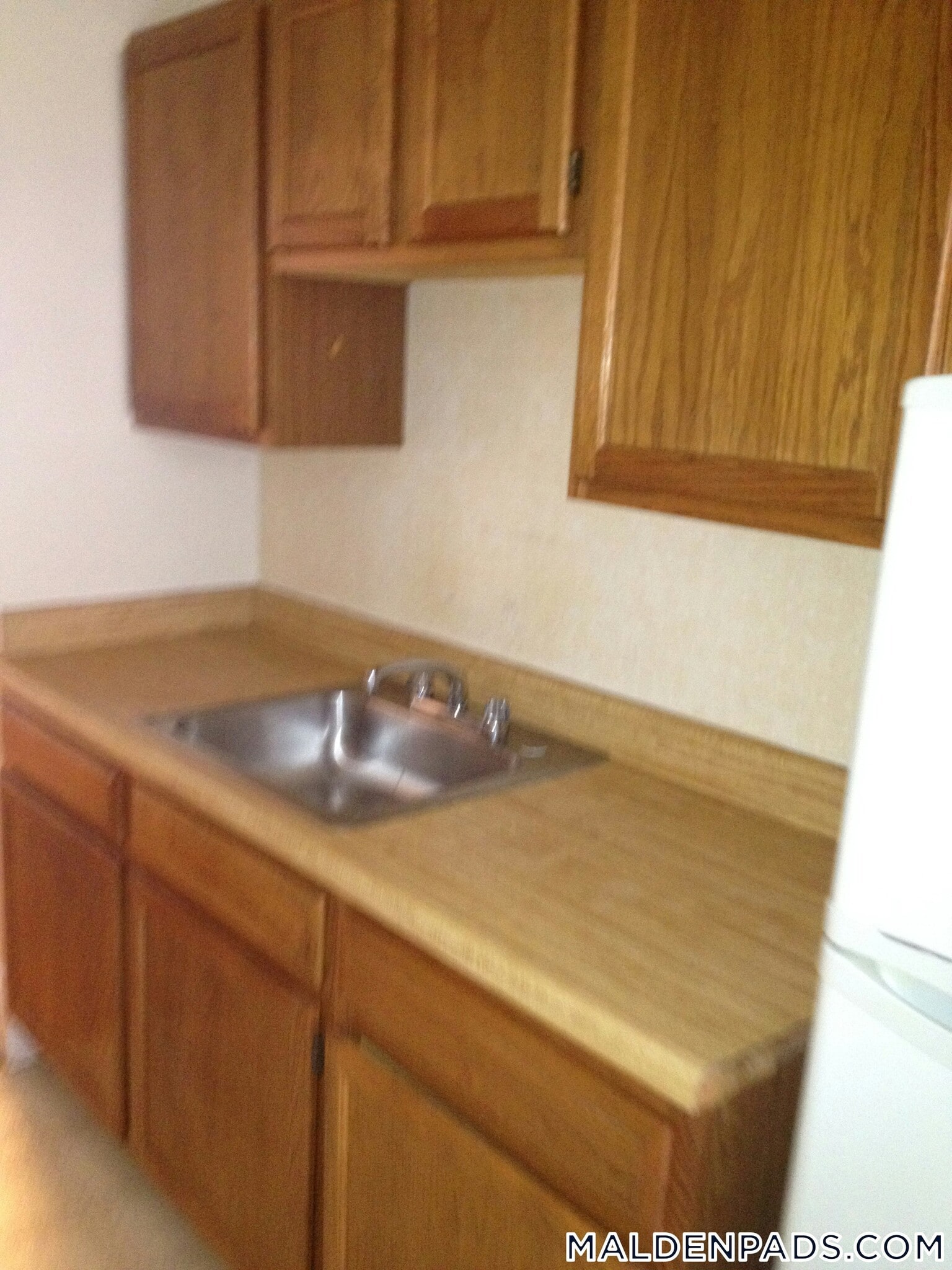 Building Photo - 349 Pleasant St