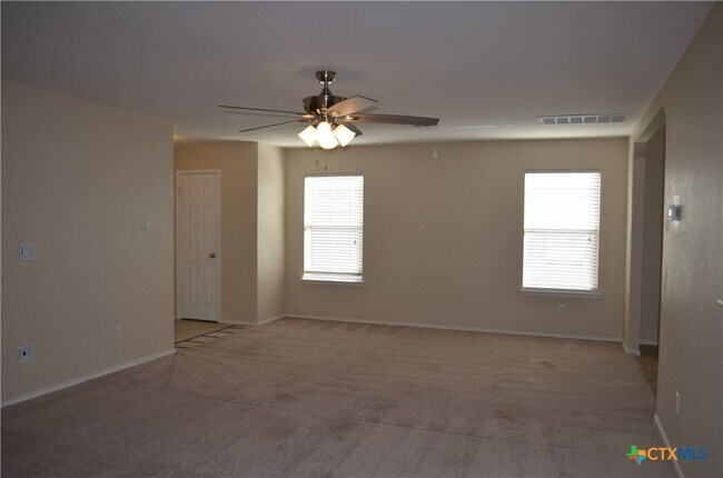 Building Photo - 108 W Gemini Ln