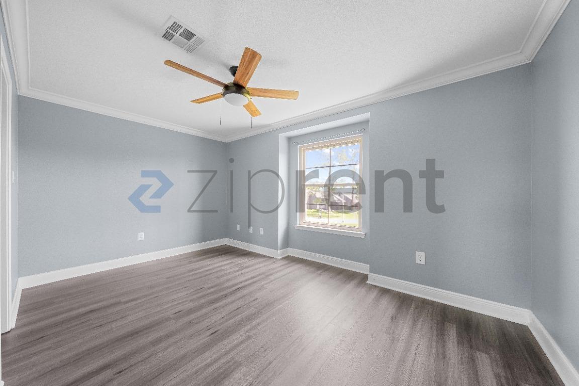 Building Photo - Unit 1418