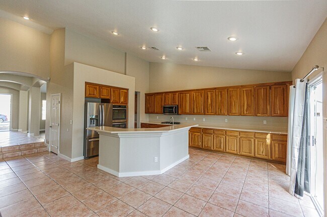 Building Photo - 1344 Temporale Dr