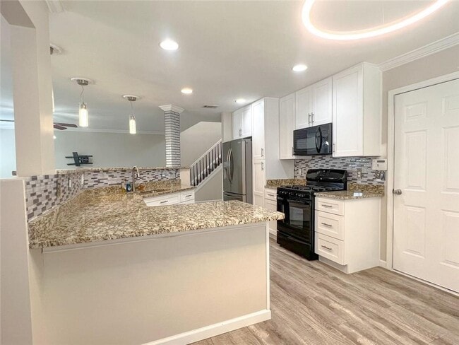 Building Photo - 585 Sable View Ln
